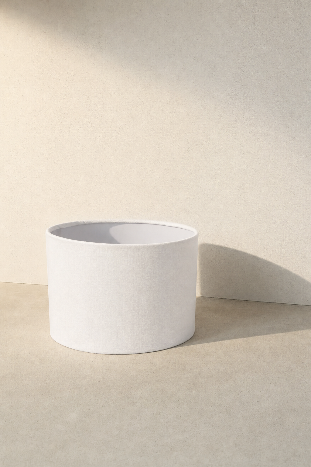 Abat-Jour Lampe de Chevet en Tissu Design Blanc Ovale – Zena Aube