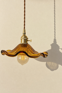 Abat-Jour Suspension en Verre Design Nordique Doré – Milo Muse