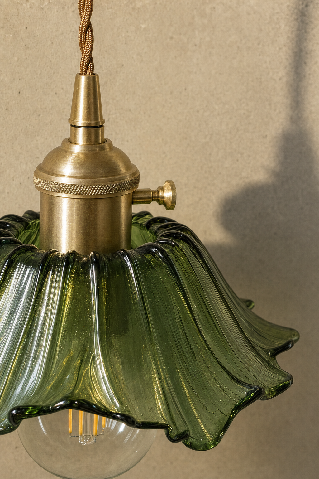 Abat-Jour Suspension en Verre Vintage Vert – Milo Sable