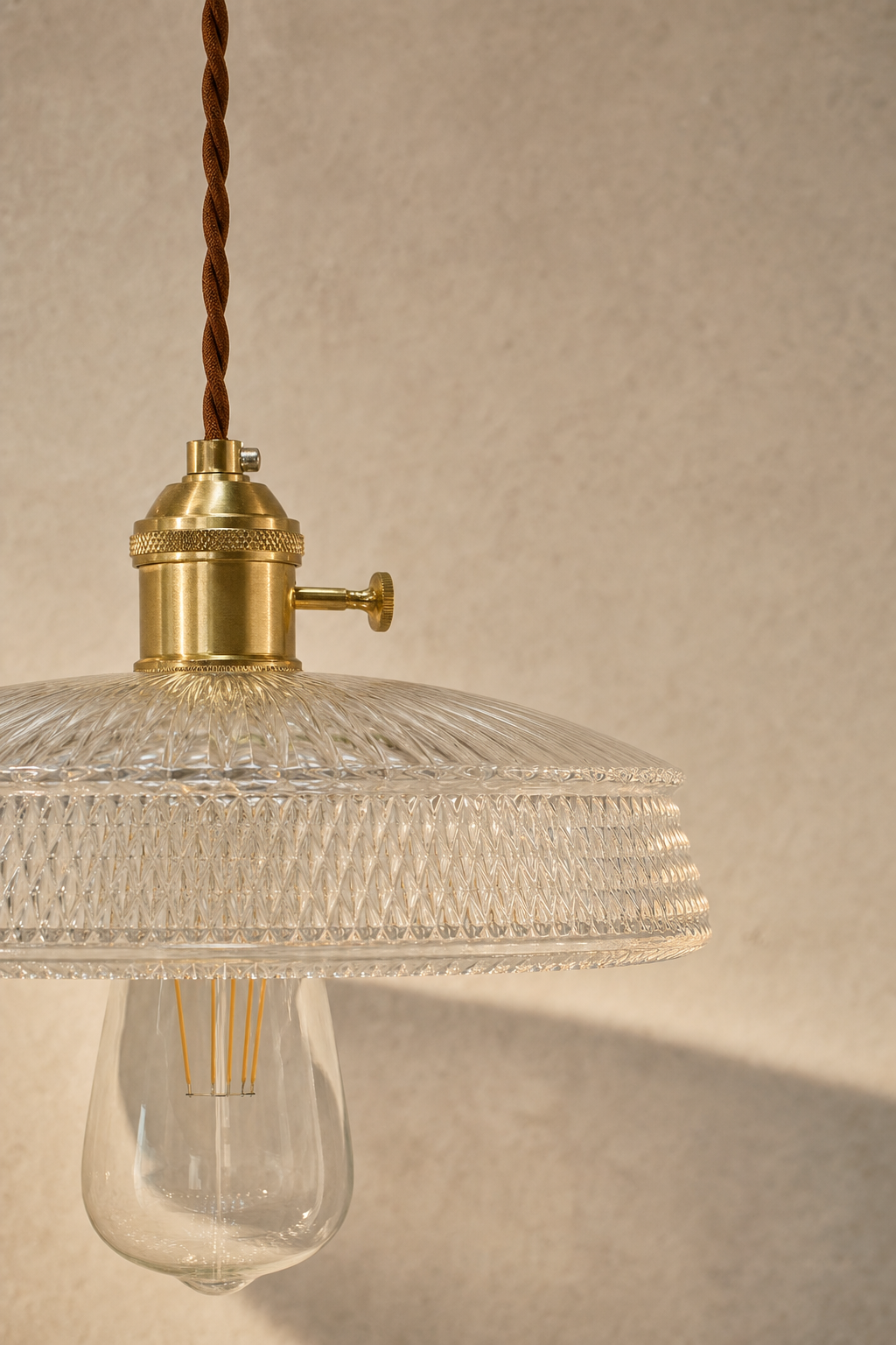 Abat-Jour Suspension Design Nordique – Elio Meda