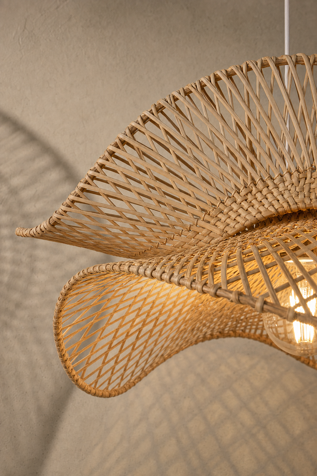 Abat-Jour Suspension en Rotin Design – Eira Lune
