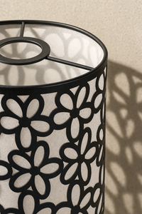Abat-Jour Lampe Suspend Métal Floral Noir Cylindrique – Neria Nacre