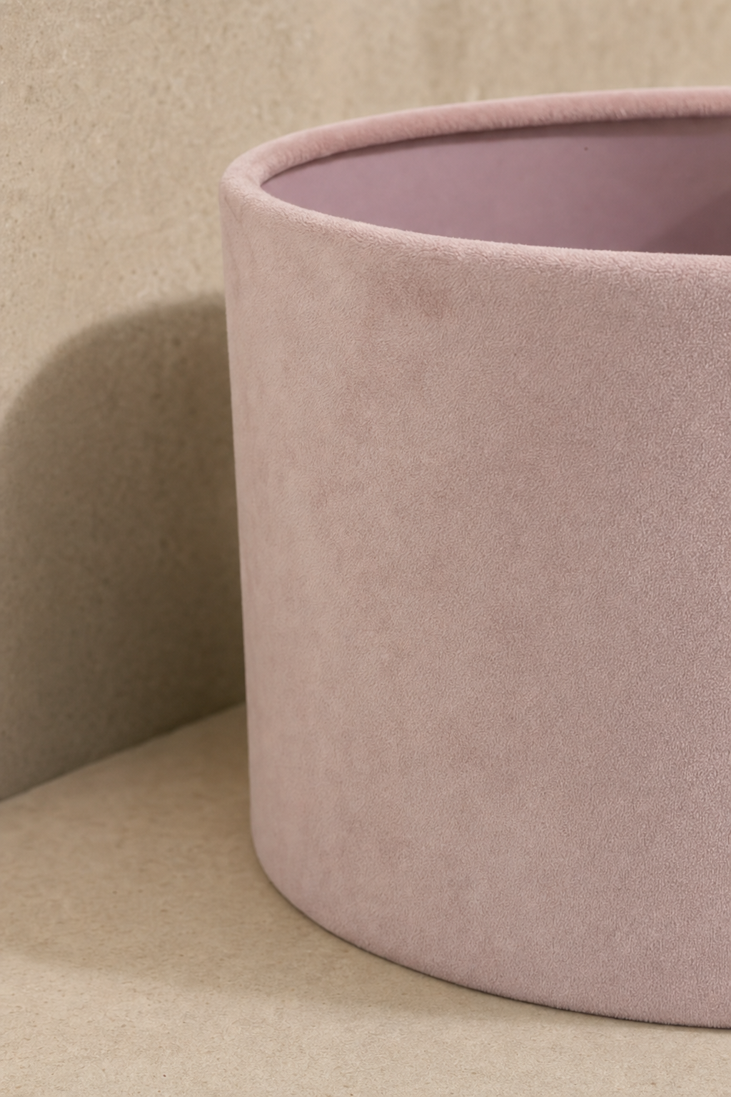 Abat-Jour Lampe de Chevet en Tissu Design Rose Ovale – Zena Nacre
