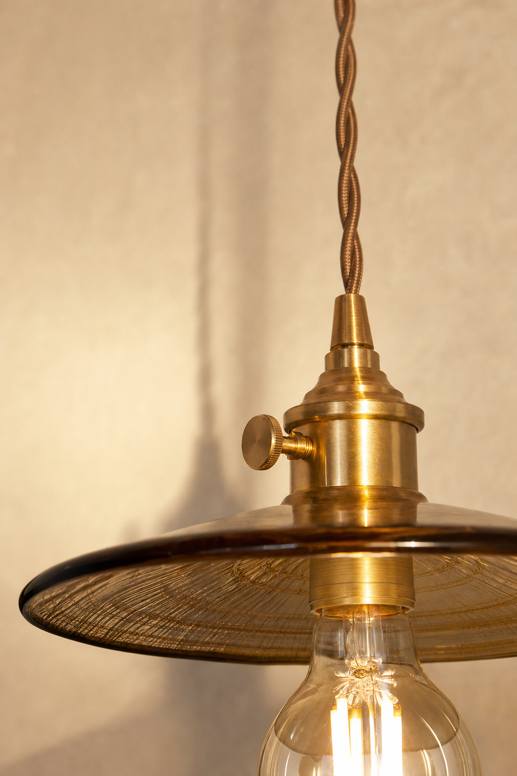 Abat-Jour Suspension en Verre Vintage Doré – Oria Lune