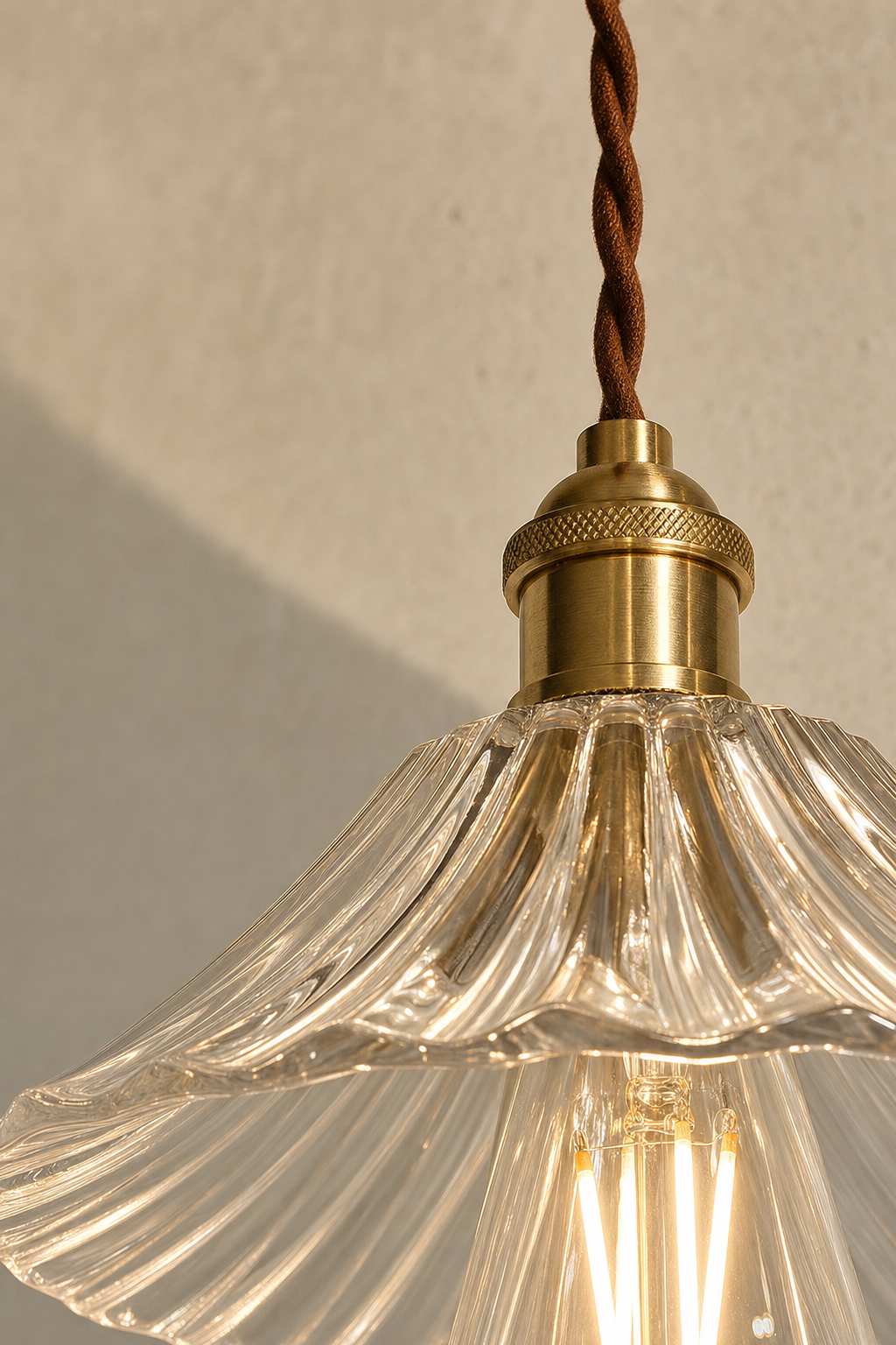 Abat-Jour Suspension Design Nordique – Mira Roda