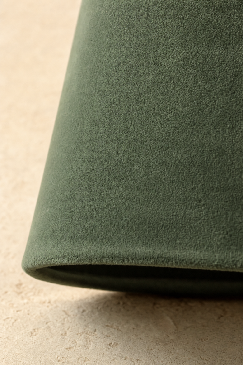 Abat-Jour Lampe sur Pied en Tissu Conique Vert – Milo Éclat